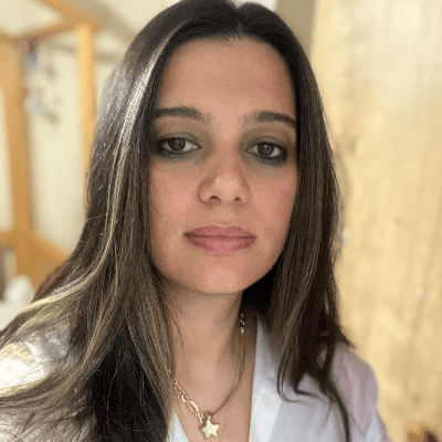 Büşra Cambaztepe Profile Pic