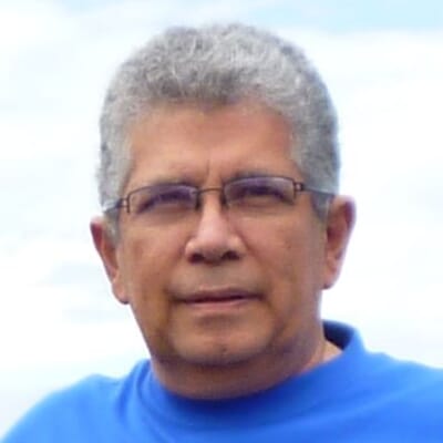 Julio Navarro Profile Pic